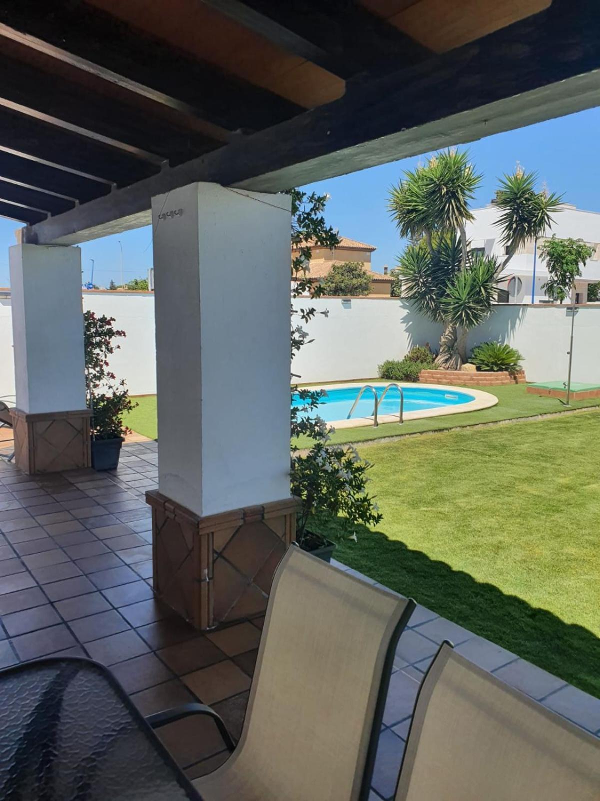 Minichalet Jacaranda Chiclana de la Frontera Dış mekan fotoğraf